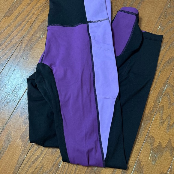 Viicaya Pants - Purple and Black Colorblock Leggings